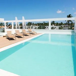 4* Hotel Grand Caribe Beach Club And